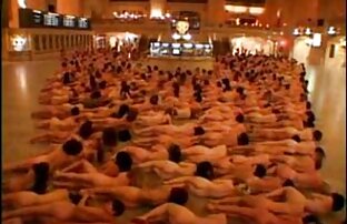 XXX Teen se xxxlgratuit masturbe et a un orgasme devant sa webcam